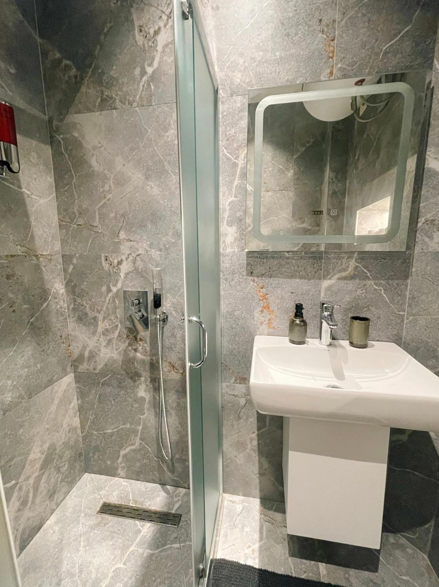 Apartment Aj - Hidden Gem In Front Of Taiwan Center Tirana